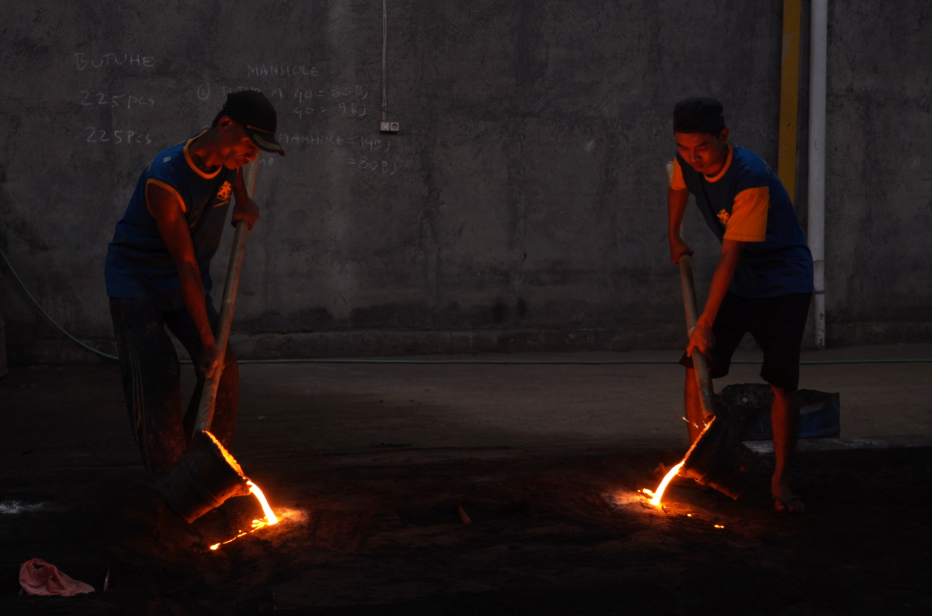 Jual Manhole Cover - Jasa Pembuatan Manhole Cover